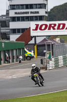 Vintage-motorcycle-club;eventdigitalimages;mallory-park;mallory-park-trackday-photographs;no-limits-trackdays;peter-wileman-photography;trackday-digital-images;trackday-photos;vmcc-festival-1000-bikes-photographs
